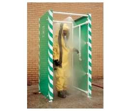 douche de décontamination pour équipement de protection individuelle